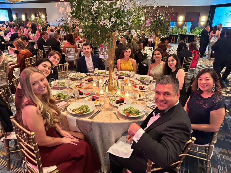 Facetune_10-04-2025-16-26-04